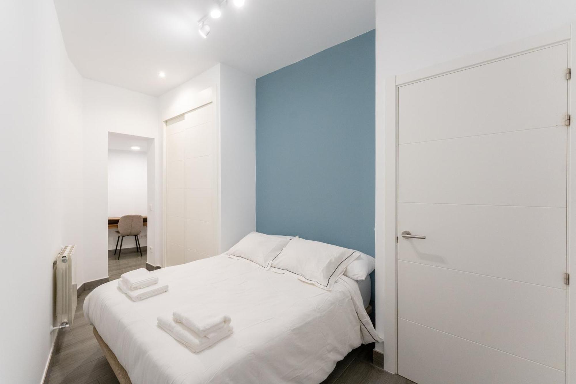 Luxe Apartment In Plaza De Espana Madri Exterior foto